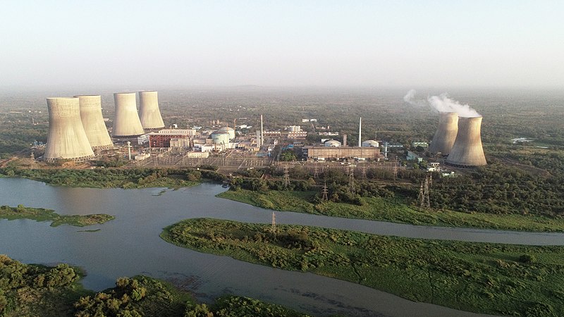 India’s First 700 MWe Pressurized Heavy Water Reactor at Kakrapar, Gujarat Attains Criticality | UPSC - IAS