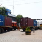 “India’s Goods Exports Decline, Imports Plummet in September”
